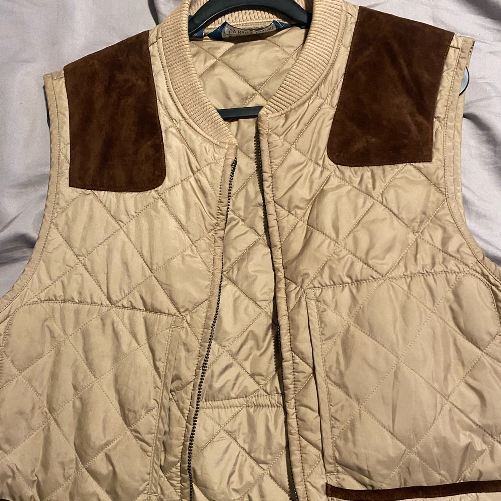 Men’s polo vest